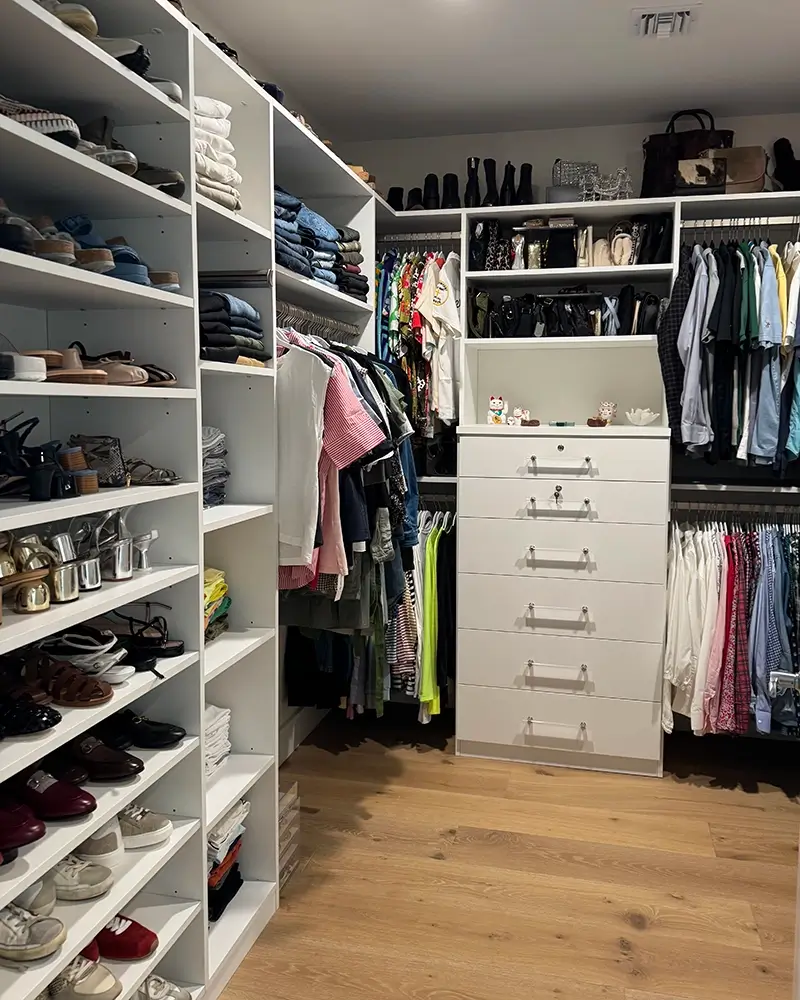 Organized closet after NEU Spaces